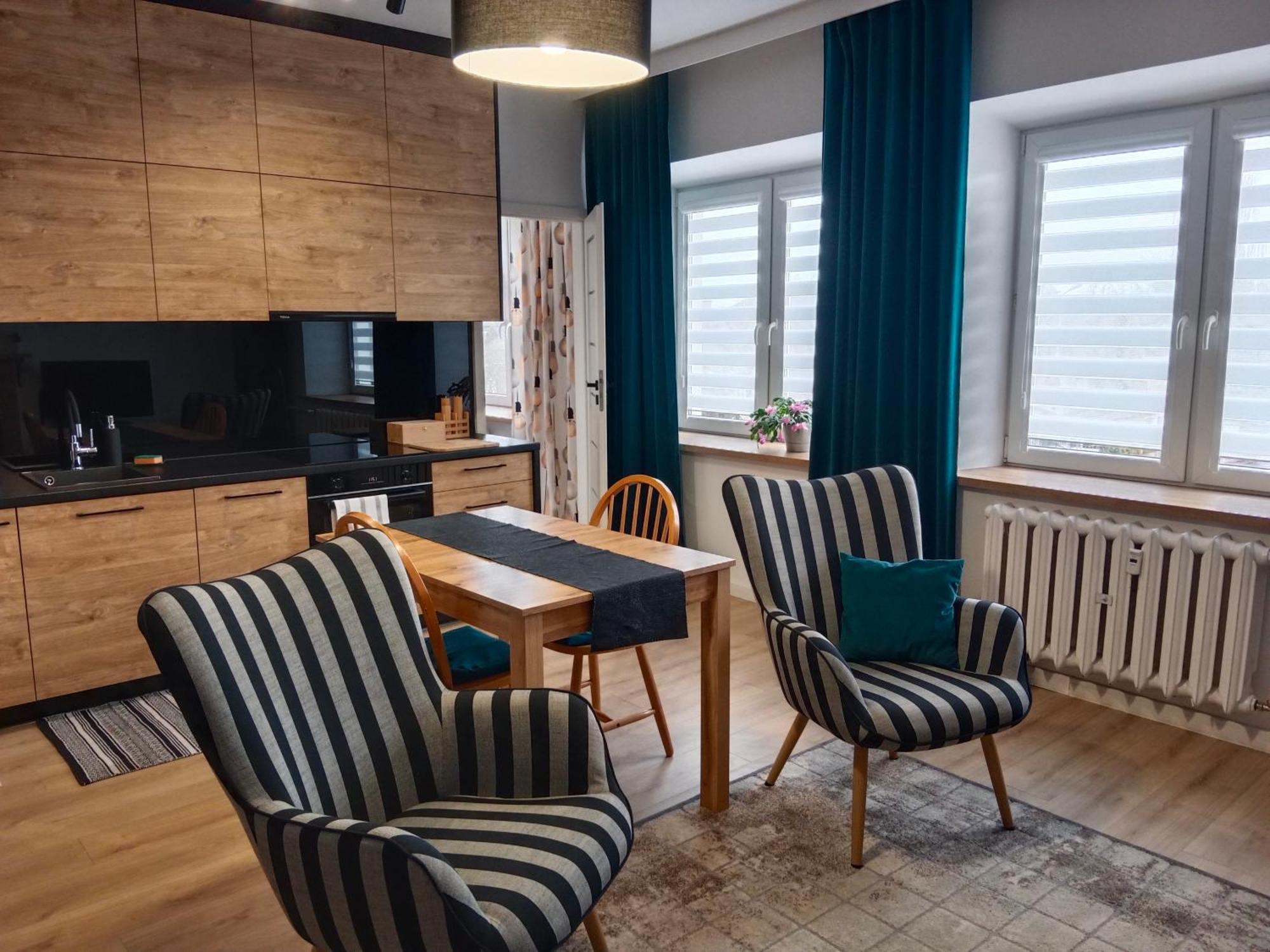 Apartament Dwupokojowy Ostrowiec Swietokrzyski Exterior photo